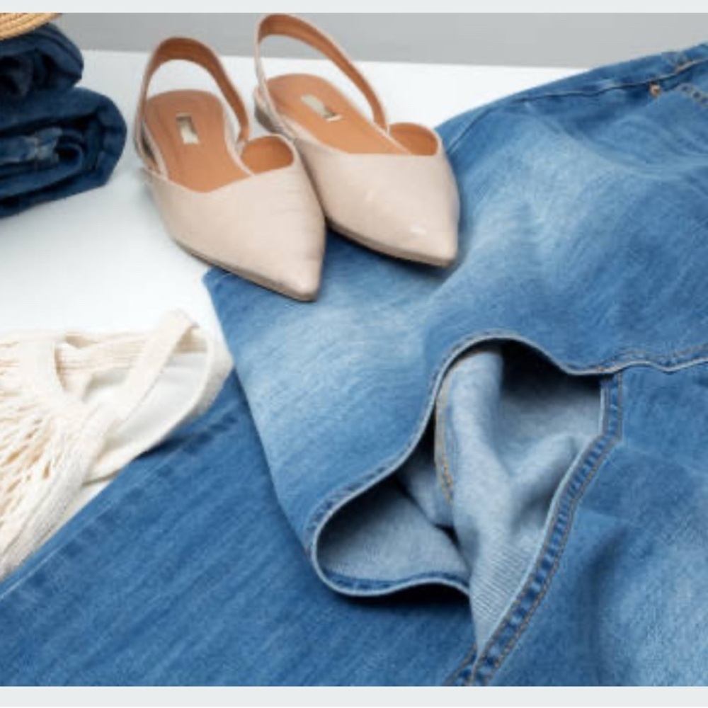 Closet Confidential – Surprise Style Box handpicked just for you! - Picture 8 of 9